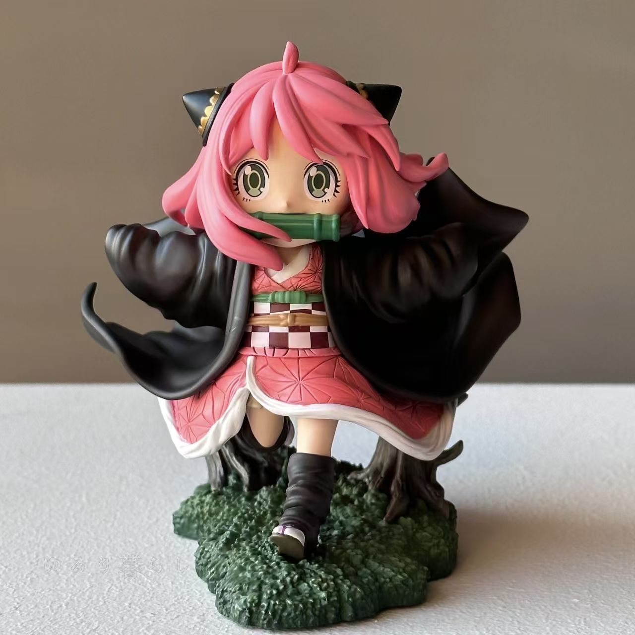 アーニャcos禰豆子 Q版フィギュア インテリア装飾 コレクションギフト