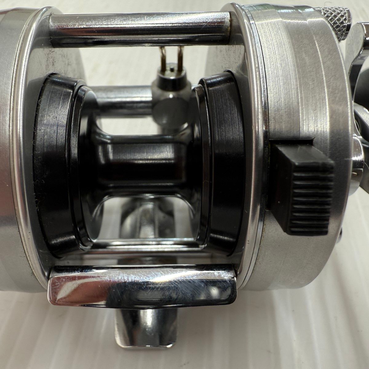 アンバサダー6500CDL ストーンヘッドハンドルセット 雷魚]ラッティー