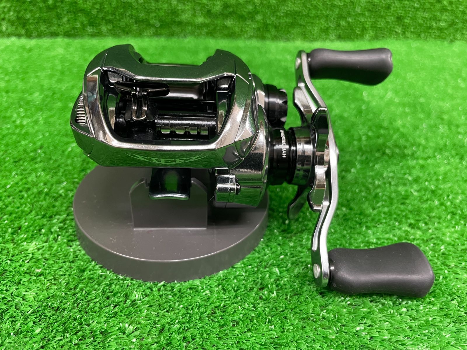 新品未使用 ダイワ スティーズリミテッドSV TW 1000S XHL DAIWA】【21