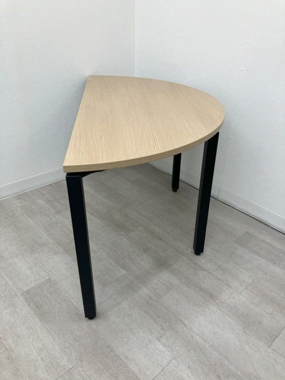 ワークフィットシリーズ 1400ミーティングテーブル