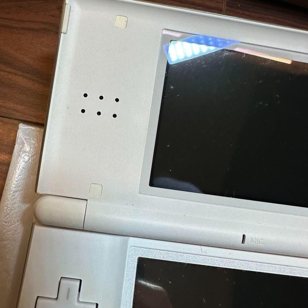 本体 クリスタルホワイト