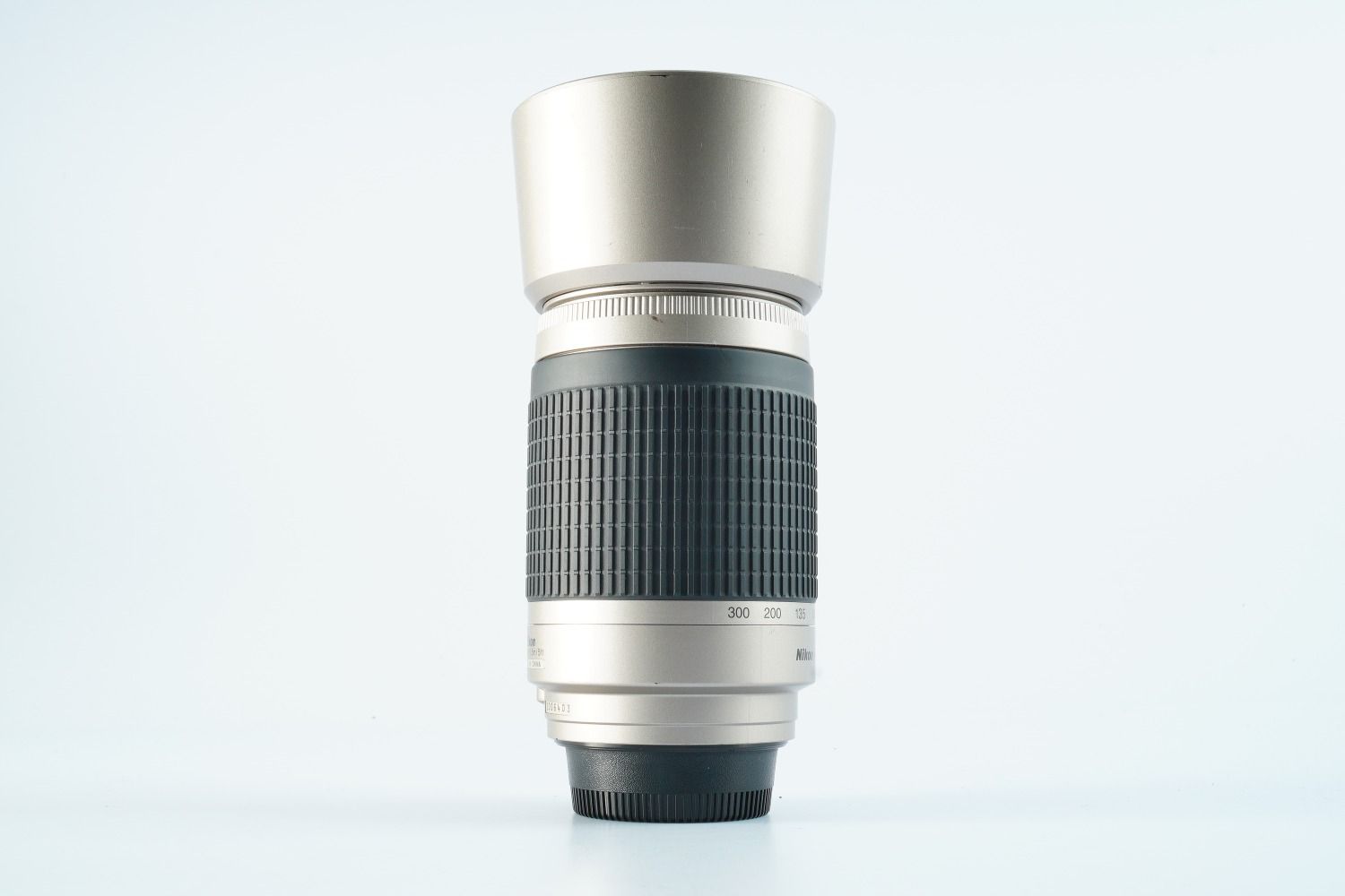 ニコン AF Nikkor 70-300mm F/4-5.6 G Silver ズームレンズ 【公式通販】