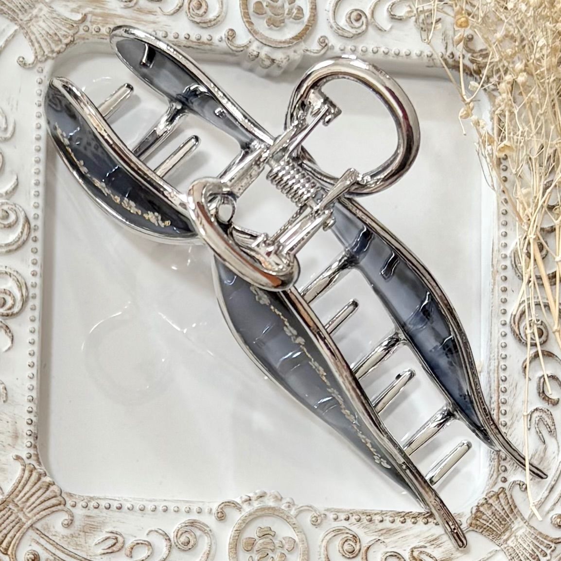ボタニカルフラワーレジンバンスクリップ バンスクリップ レースフラワー 金箔ホイル スピカ レジン