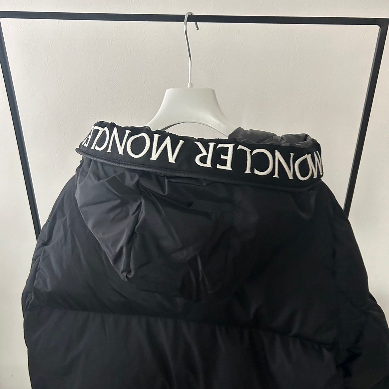 モンクレール MONCLER