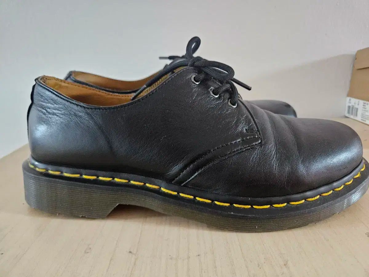 DR. MARTENS ドクターマーチン ナッパ 260