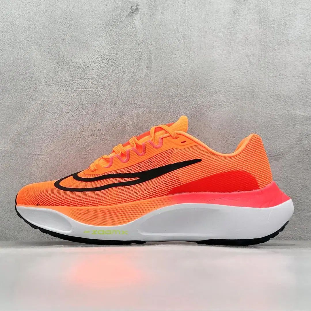 NIKE - ズームフライ5 DM8968-100 28cm 新品未使用品 新品未使用】NIKE ZOOM FLY 5ナイキズーム フライ5 （DM8968-100