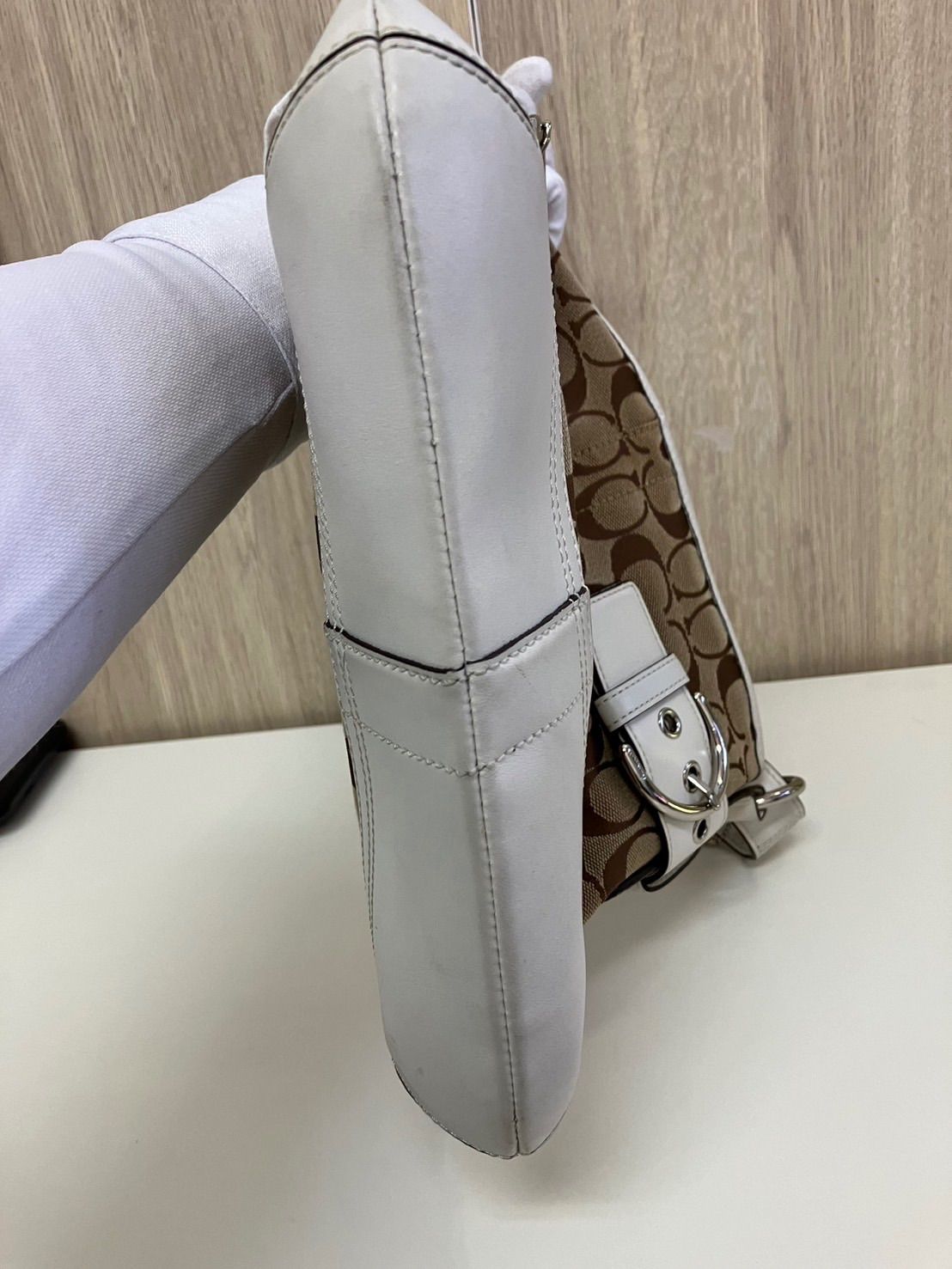 中古品】 COACHコーチ シグネチャー ショルダーバッグ G06K-3574