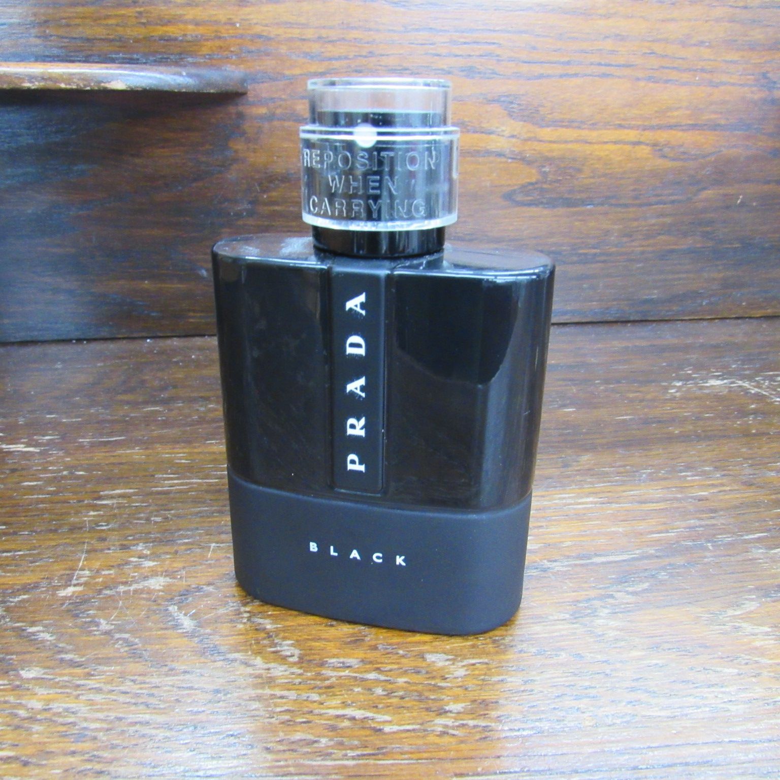 PRADA プラダ ルナロッサ ブラック オーデパルファム 香水 100ml エキスパート藤沢辻堂店