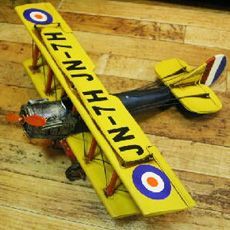 ブリキのおもちゃ 飛行機 複葉機 JN-7H - メルカリ
