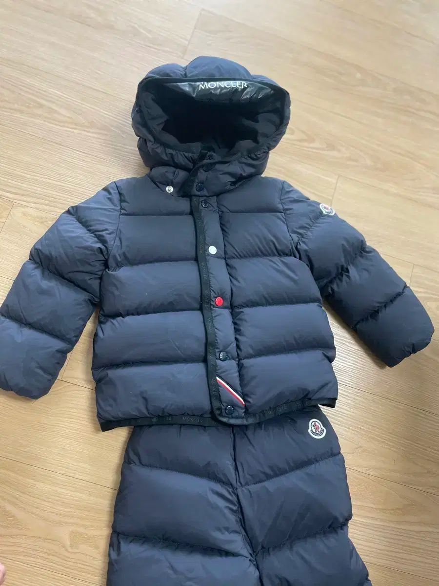MONCLER モンクレール トゥイーン ダウン 上下セット セット 正規品