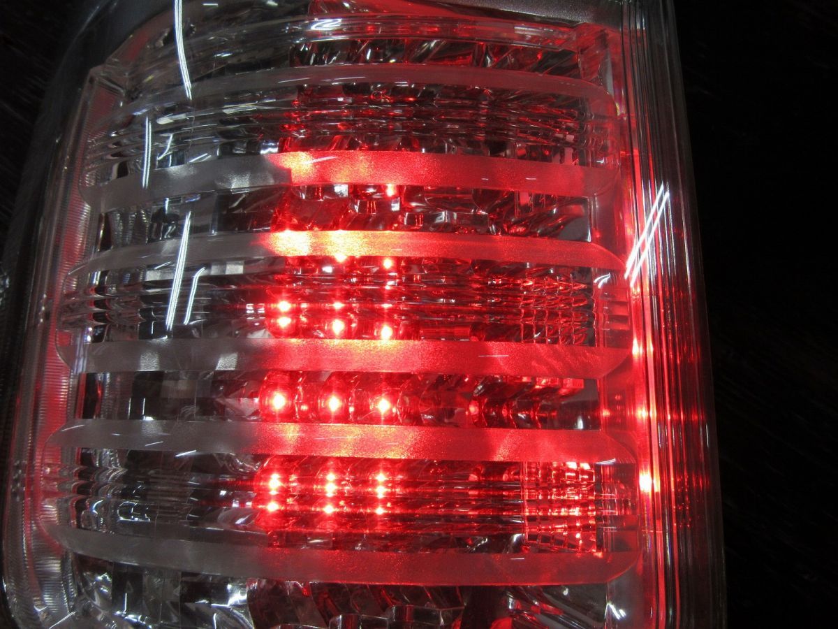 トヨタ 70 ノア 前期 純正オプション 左右テールランプ クリア