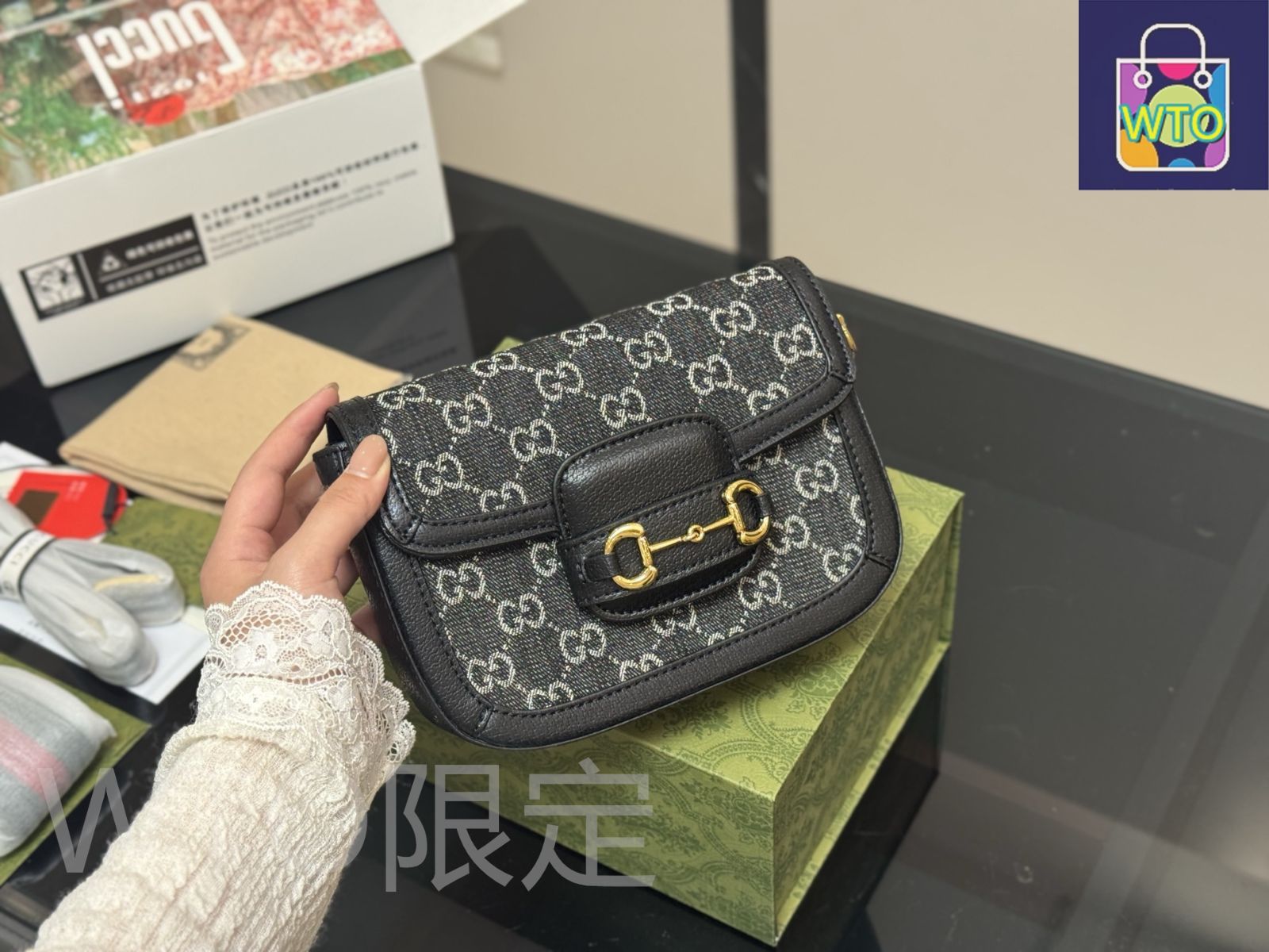GUCCI 希少 サドルバッグ Gucci Bamboo 1947 crystals mini bag in beige and dark brown