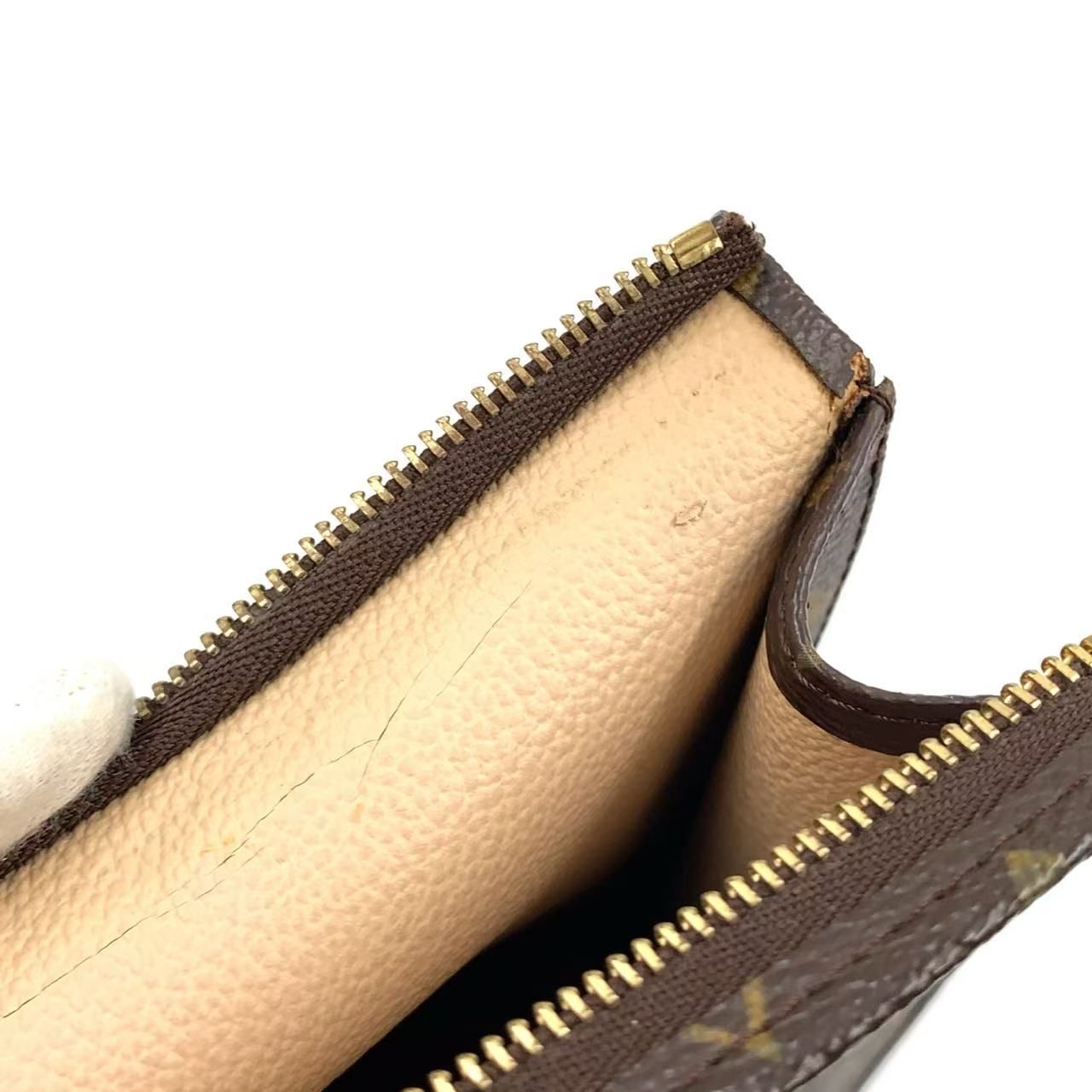LOUIS VUITTON ポッシュトワレット26 モノグラム モノグラム