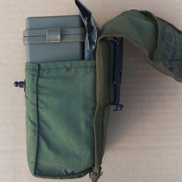 米軍 実物 アビエーターファーストエイドポーチ 米軍 実物 アビエーターファーストエイドポーチ MILITARY 実物 新品