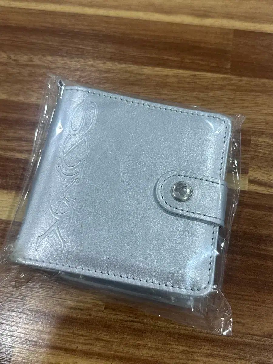 エスパウォレット 出品 aespa(エスパ) トレカバインダー