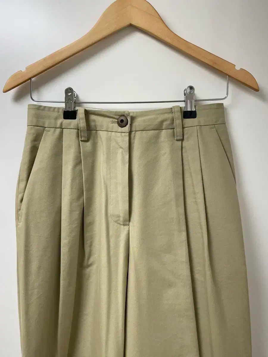 パンツ