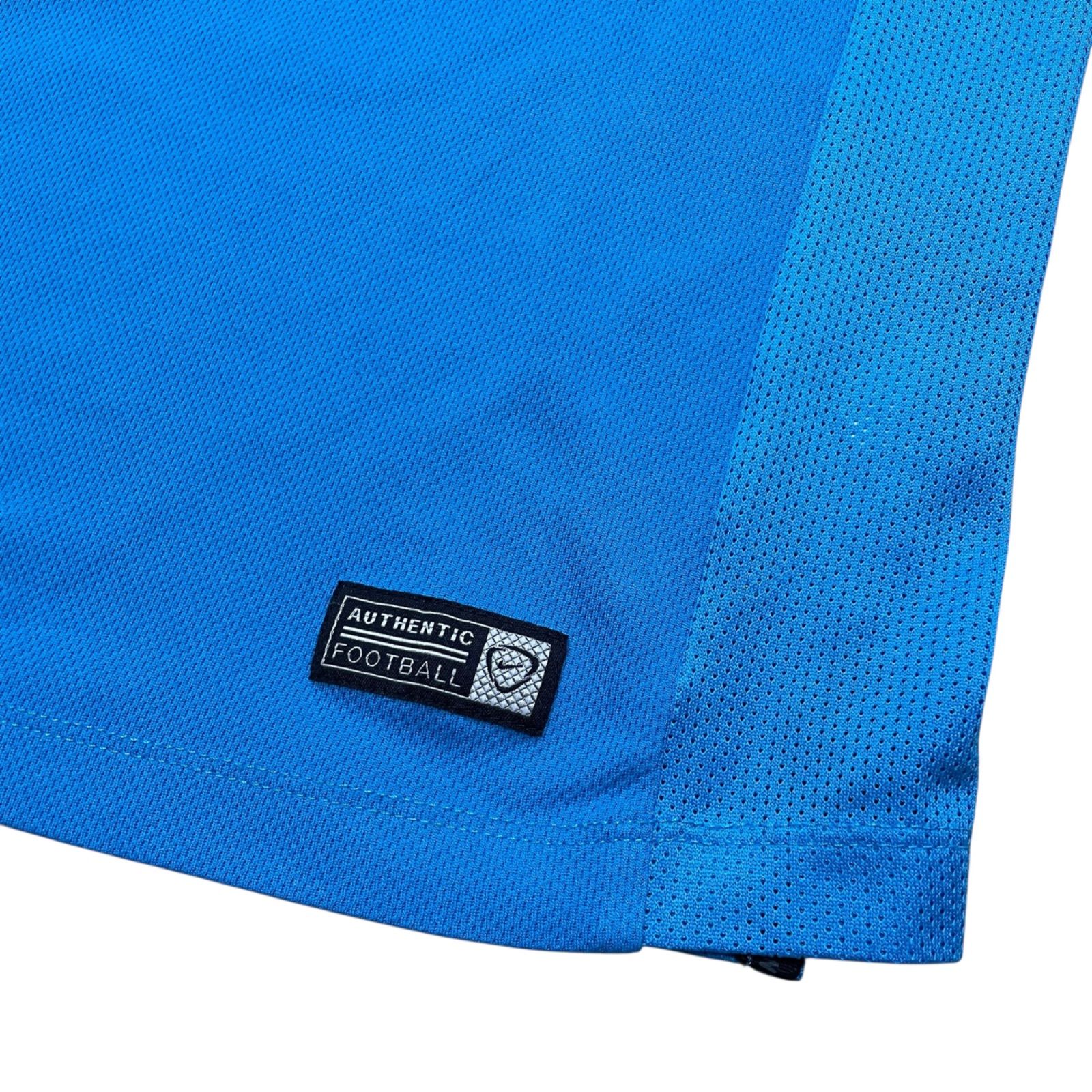 人気モデル Nike マンチェスター・シティ 15ー16 Sサイズ NIKE 15/16 マンチェスター シティ トレーニング S/S シャツ