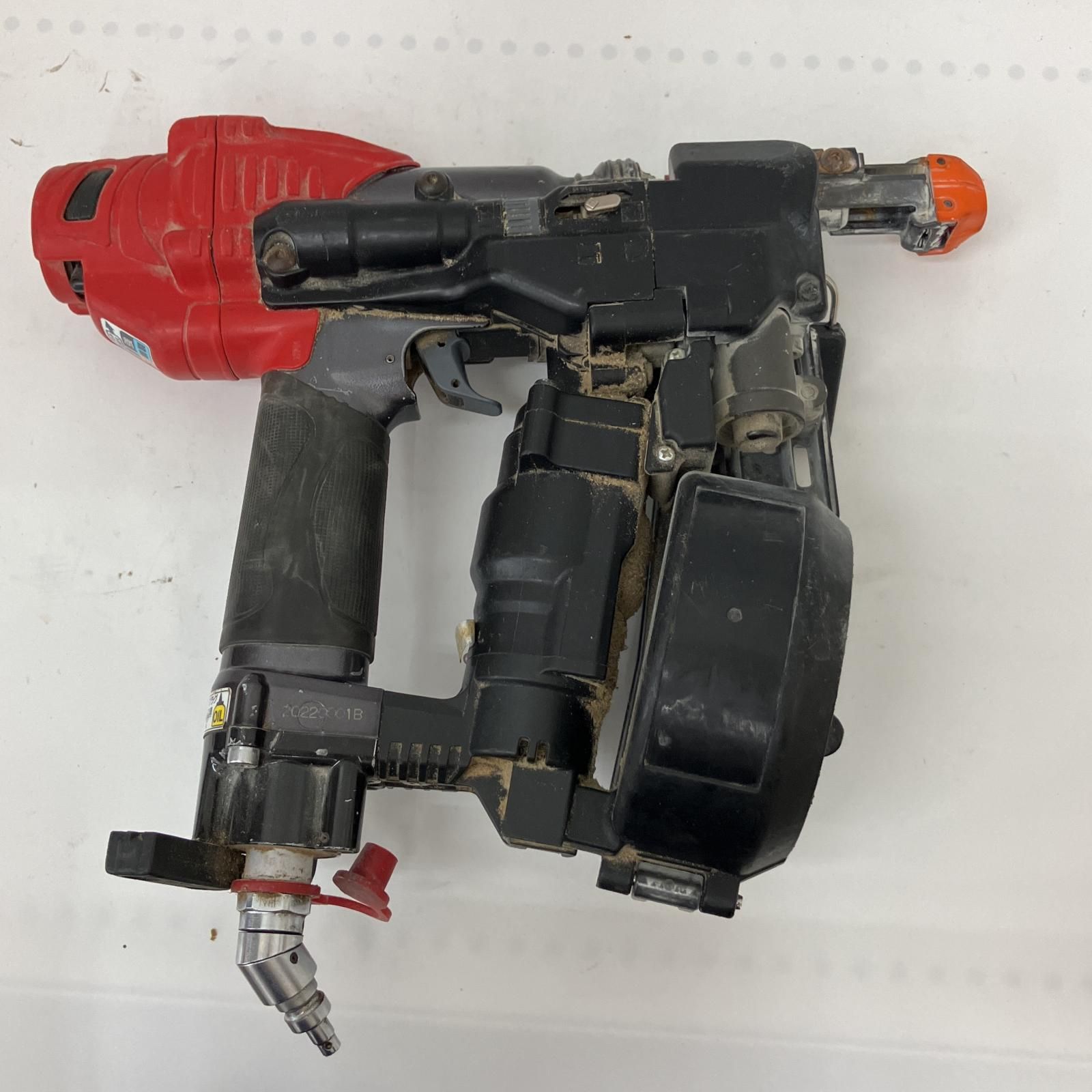 ねじ打機
