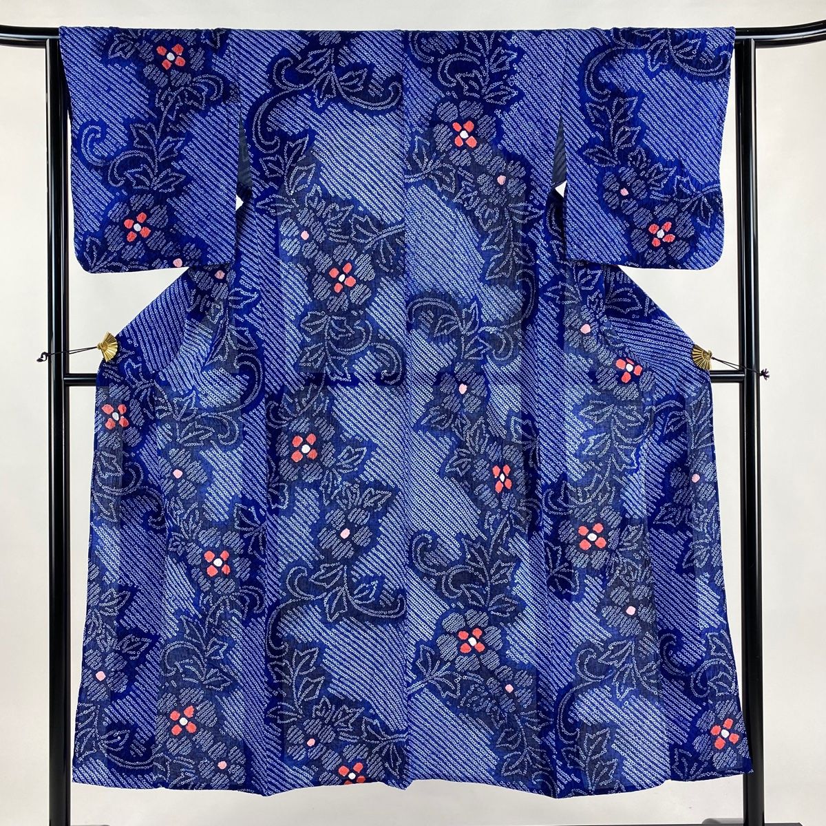 浴衣 身丈146.5cm 裄丈62.5cm S 絞り浴衣 草花 斜縞 青 綿 名品