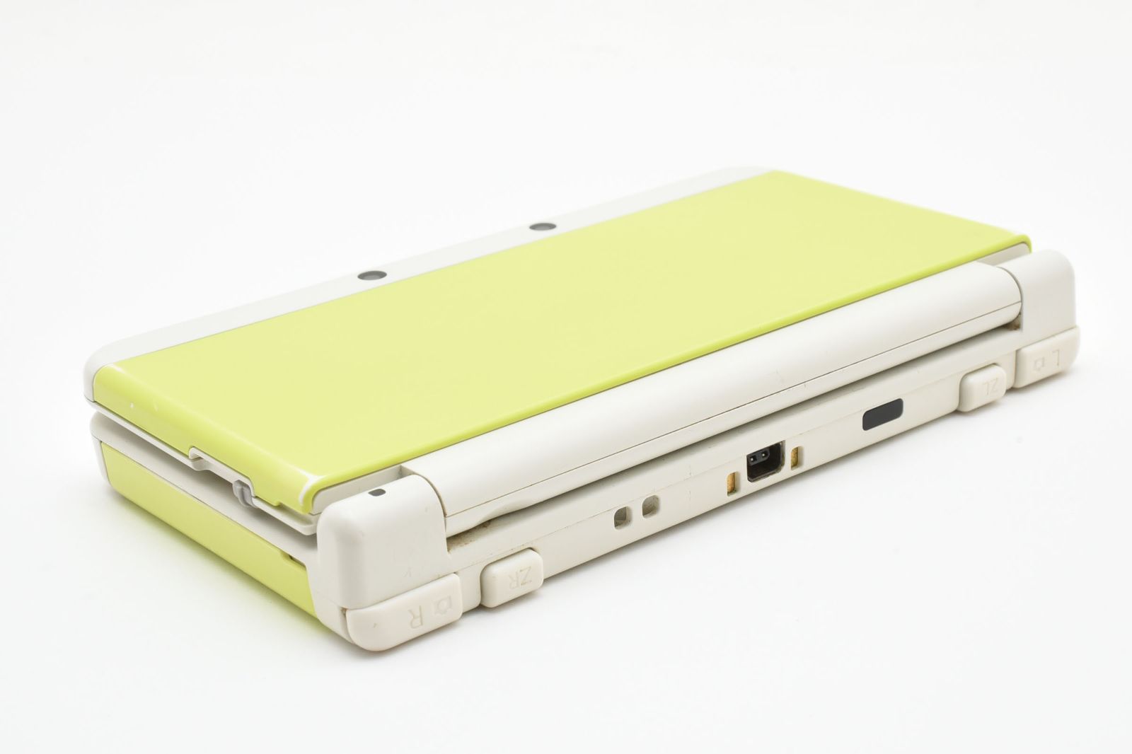 人気のホワイト・良品】New ニンテンドー3DS 本体 きせかえ