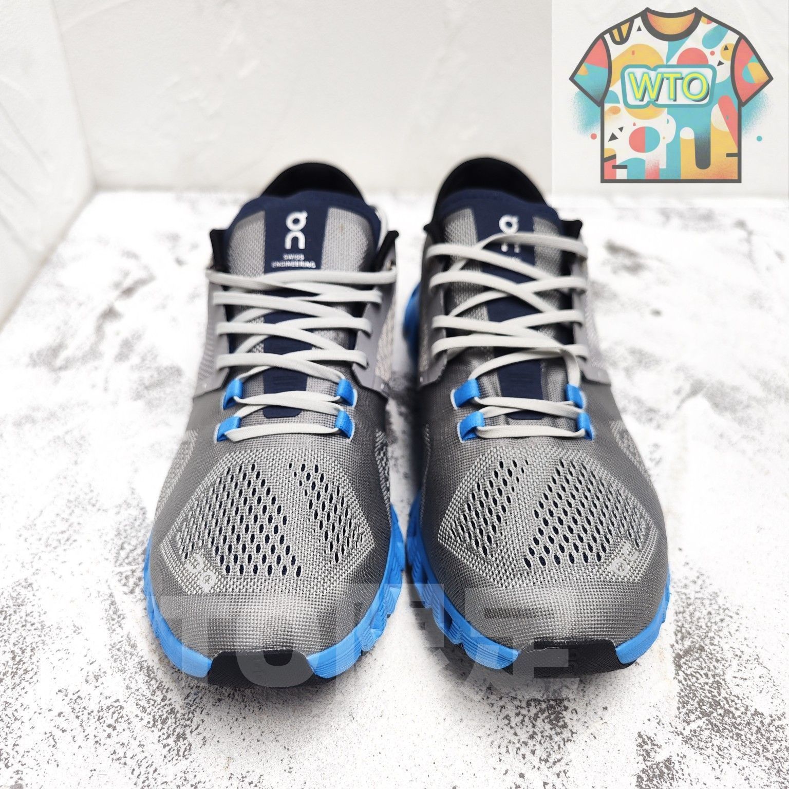 オン　on ランニングシューズ　未使用 On Cloud X Sneakers オン クラウドX ジョギング スポーツ