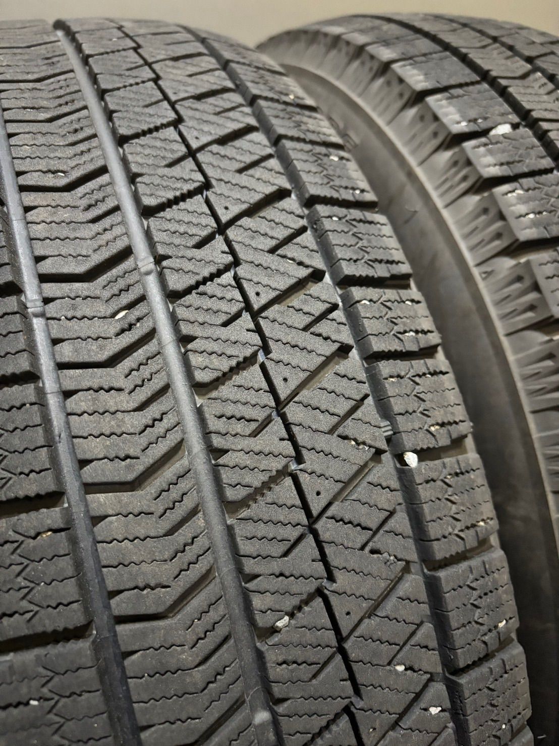 中古スタッドレス195/65R16ブリザック4本セット ロッキー、ライズ用 ブリザック スタッドレスタイヤ 195/65R16 4本セット ライズ