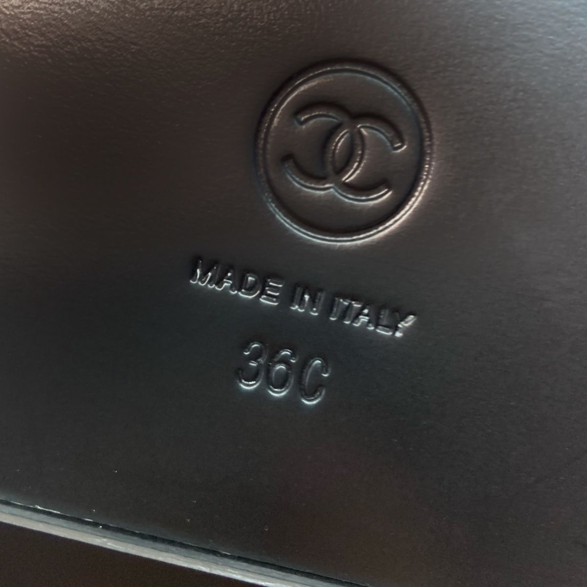 CHANEL(シャネル) ミュール 36 C レディース美品 - G38933 黒×マルチ CHANELロゴ レザー
