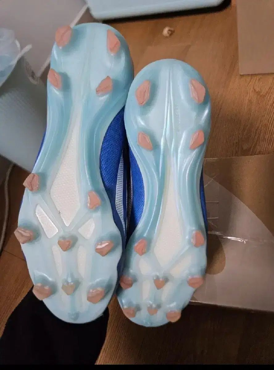 adidas アディダス