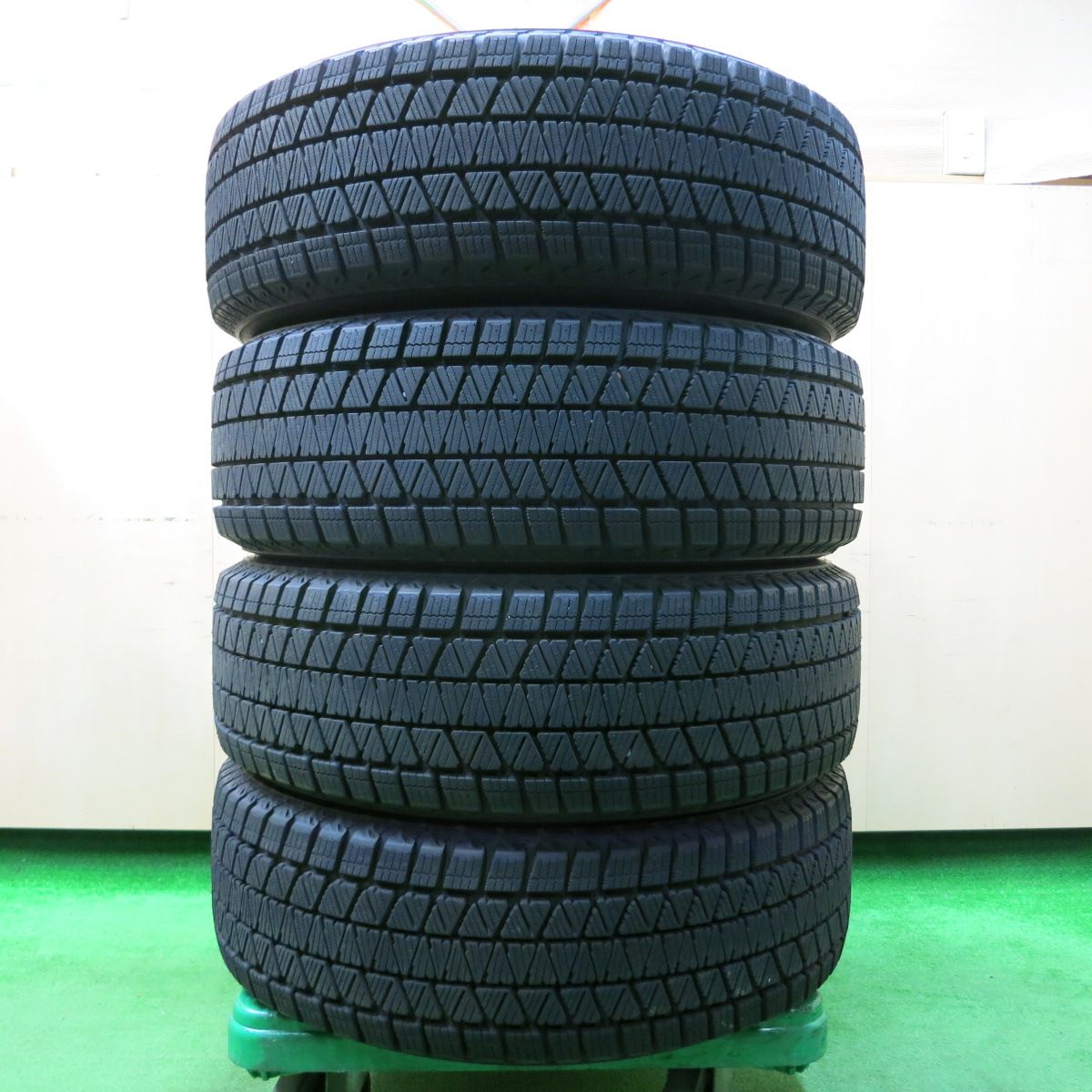 * *バリ溝 22年 ほぼ10分 スタッドレス 225|65R17 ブリヂストン ブリザック DM-V3 タイヤ 17インチ ハリアー CX-5 RAV4 等 4012209イスタ