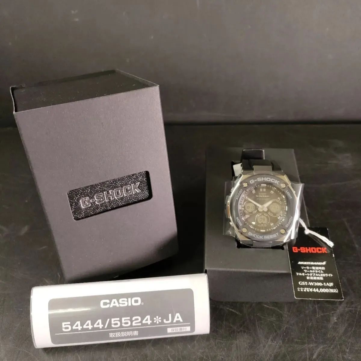 F1-04 保証書付 CASIO カシオ G-SHOCK GST-W300-1AJF 5444 5524 JA 電波ソーラー