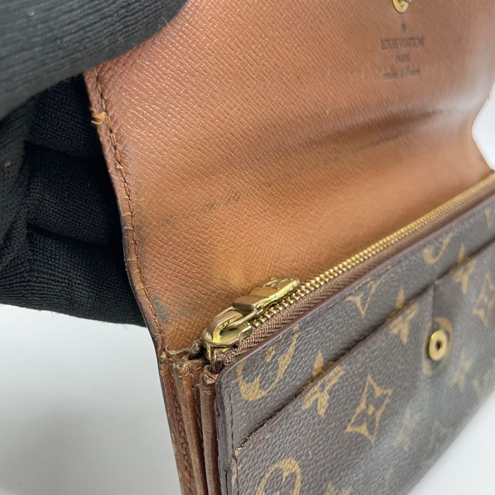【美品】LOUIS VUITTON ルイ ヴィトン 財布 モノグラム LOUIS VUITTON (ルイ ヴィトン) のモノグラム ポルトフォイユ