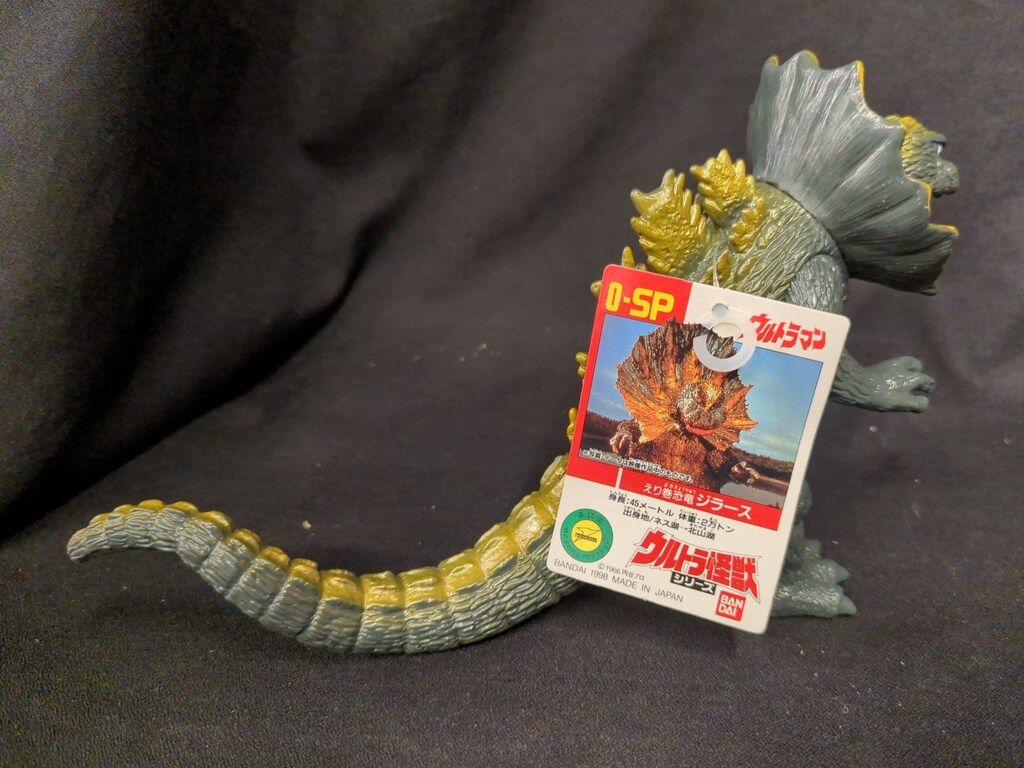 バンダイ