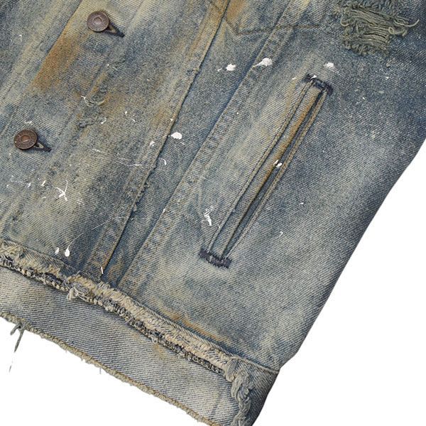 Resurrection リザレクション Levi