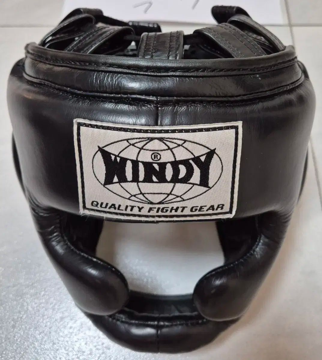 新品WINDY ボクシングヘッドギア HP-3 Mサイズ ホワイト　ウインディ WINDY ウィンディ ヘッドガード フルフェイスタイプ HPM Mサイズ