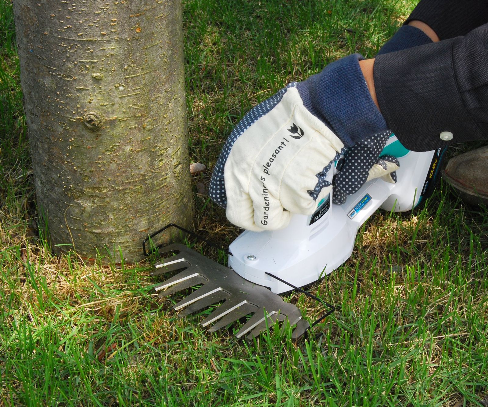 【b手稲】新品 GREEN ART 10.8V 充電式ヘッジトリマー GHT-110Li