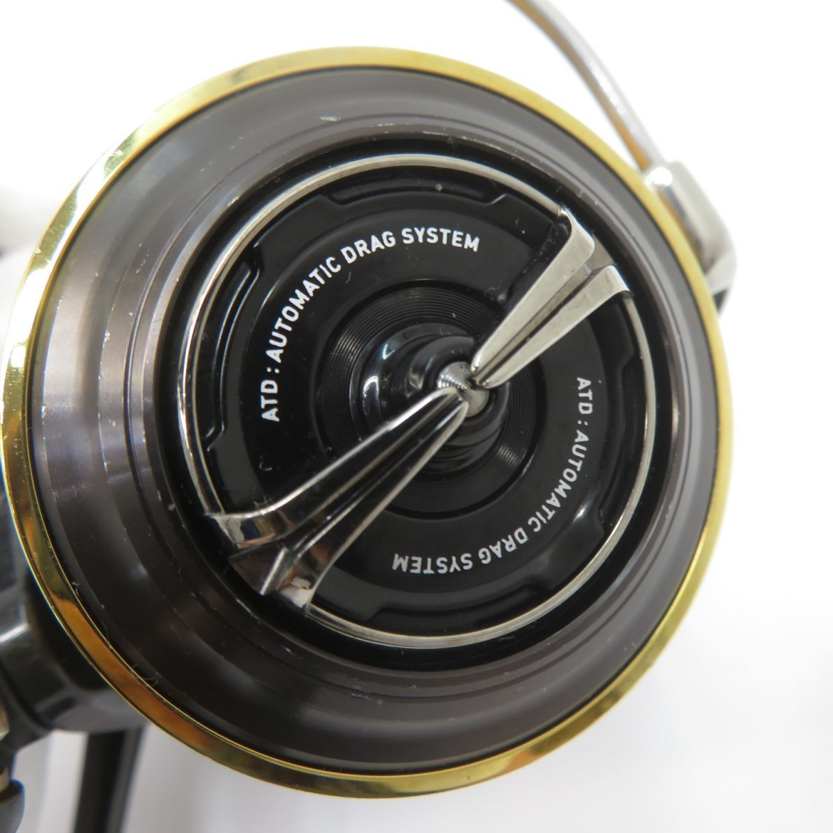 CERTATE HD 3500SH スピニングリール Daiwa 16 Certate HD 3500SH Spinning Reel 6.2:1 106cm Very
