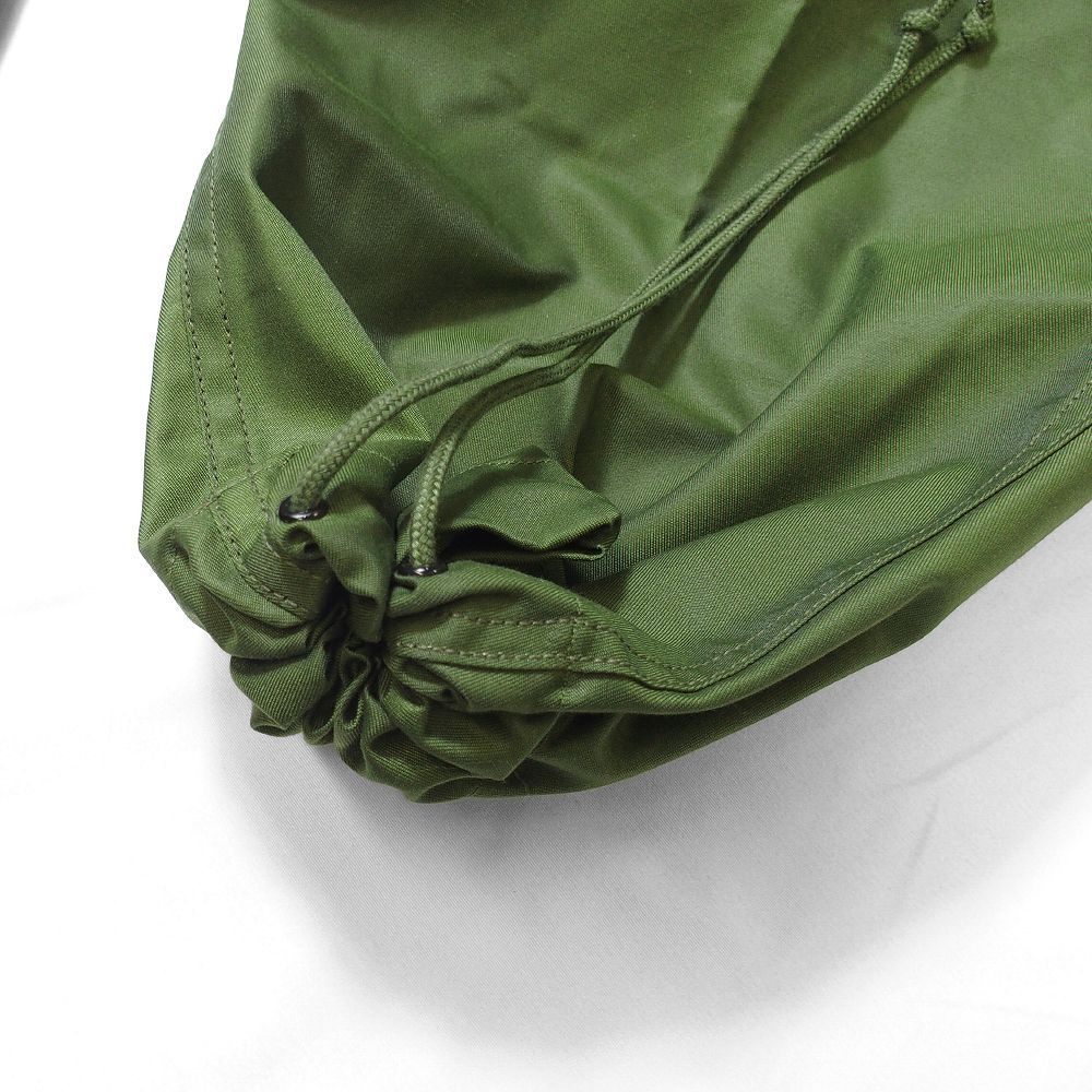 デッドストック カナダ軍 ECW WINDPROOF オーバーパンツ - メルカリ