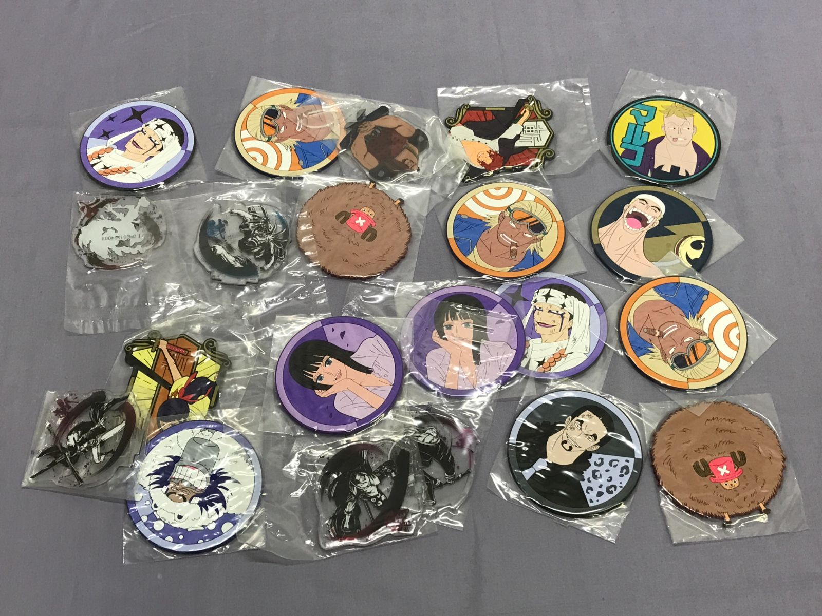 ONEPIECE 下位賞 アクリルスタンド キーホルダー ステッカー まとめ売り ほぼ未開封】ONE PIECE ワンピース くじ下位賞 まとめ セット