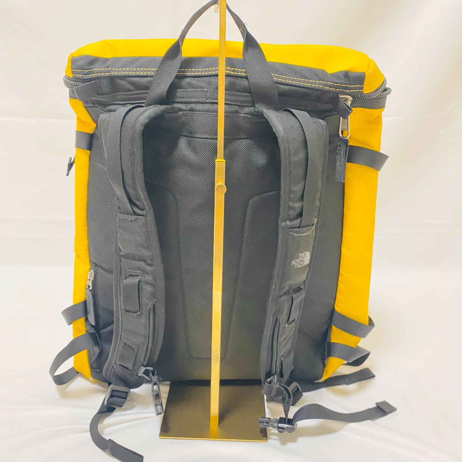 THE NORTH FACE リュック ヒューズボックス 30L イエロー