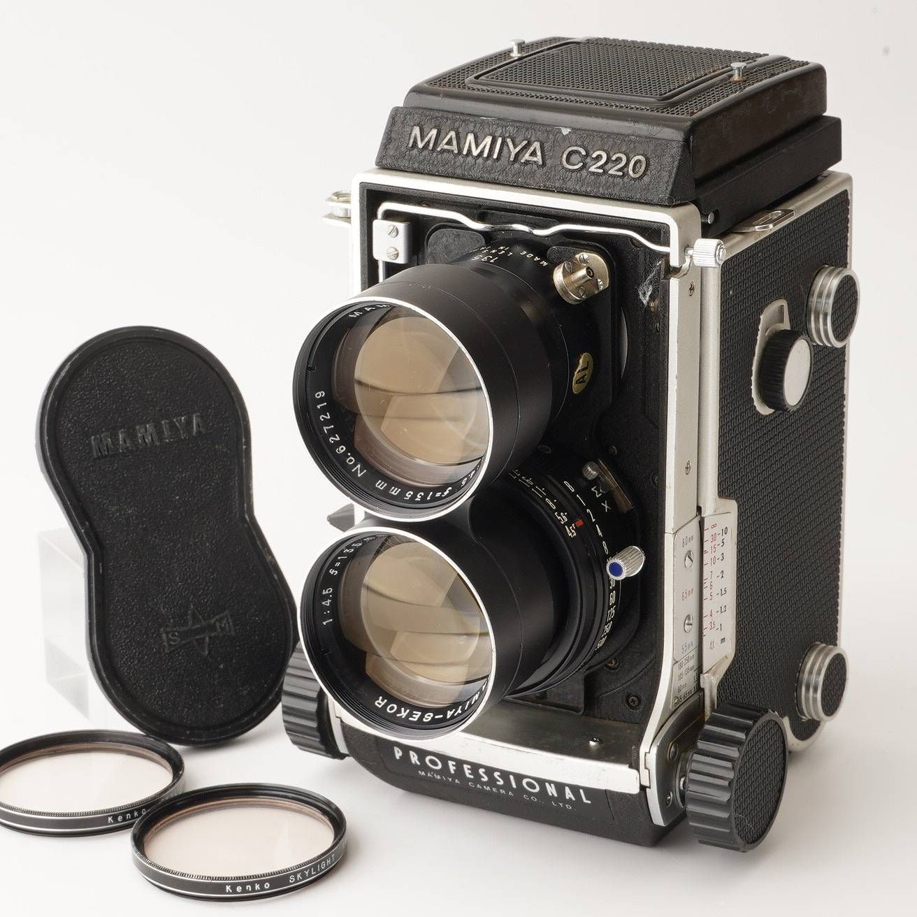 マミヤ Mamiya C220 Professional | Mamiya-Sekor 135mm F4.5 ブルードット