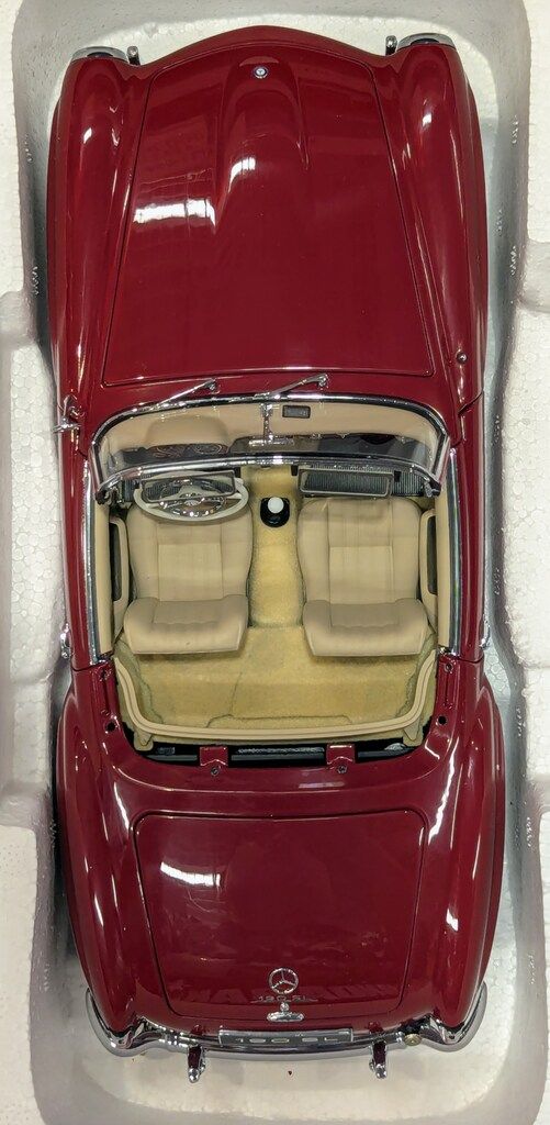AUTOart 1|18MILLENNIUM MERCEDES-BENZ 190 SL Red 76116