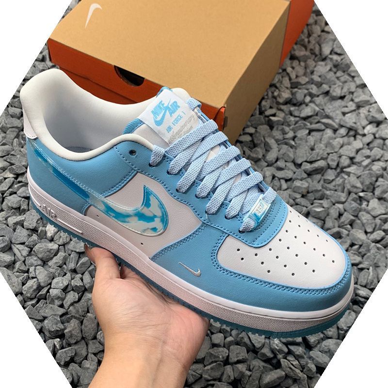 本日の新品は未使用です Nike Air Force 1 Low