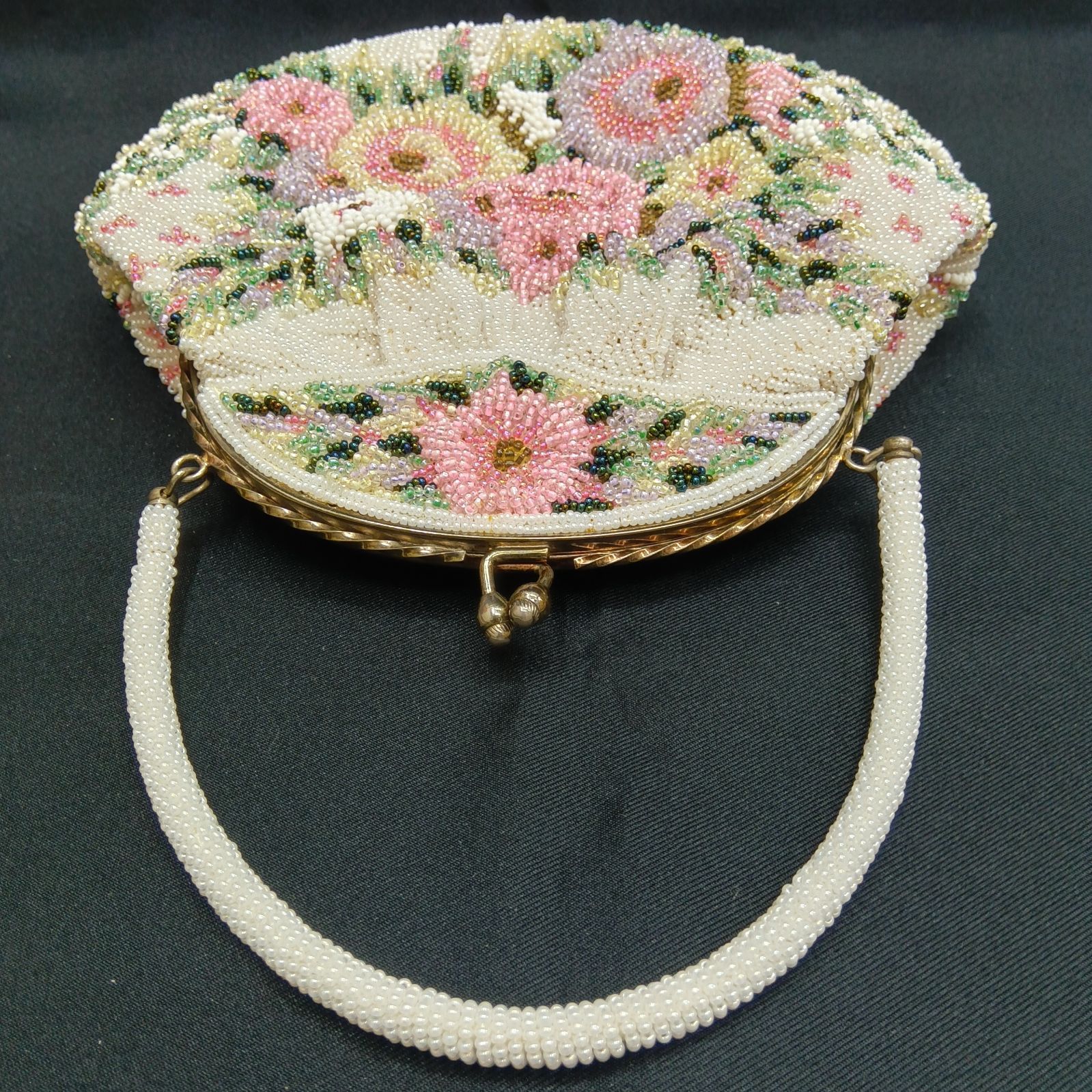 ヴィンテージ調◎昭和レトロ 希少レア 🔷 総柄 ビーズ刺繍バッグ ／ 花