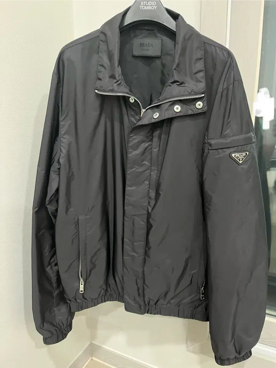 PRADAナイロンジャケット50サイズ