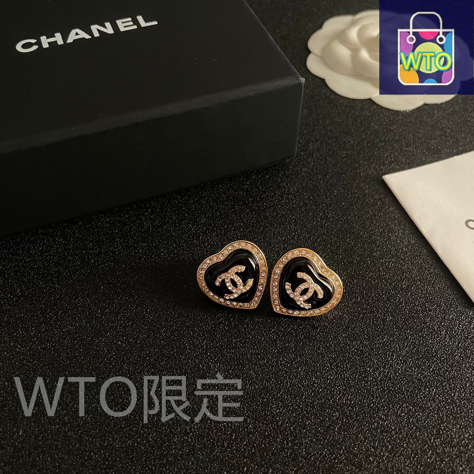 CHANEL ピアス　ヴィンテージ 今日WTO】Chanel ヴィンテージ アルファベットピアス 送料無料