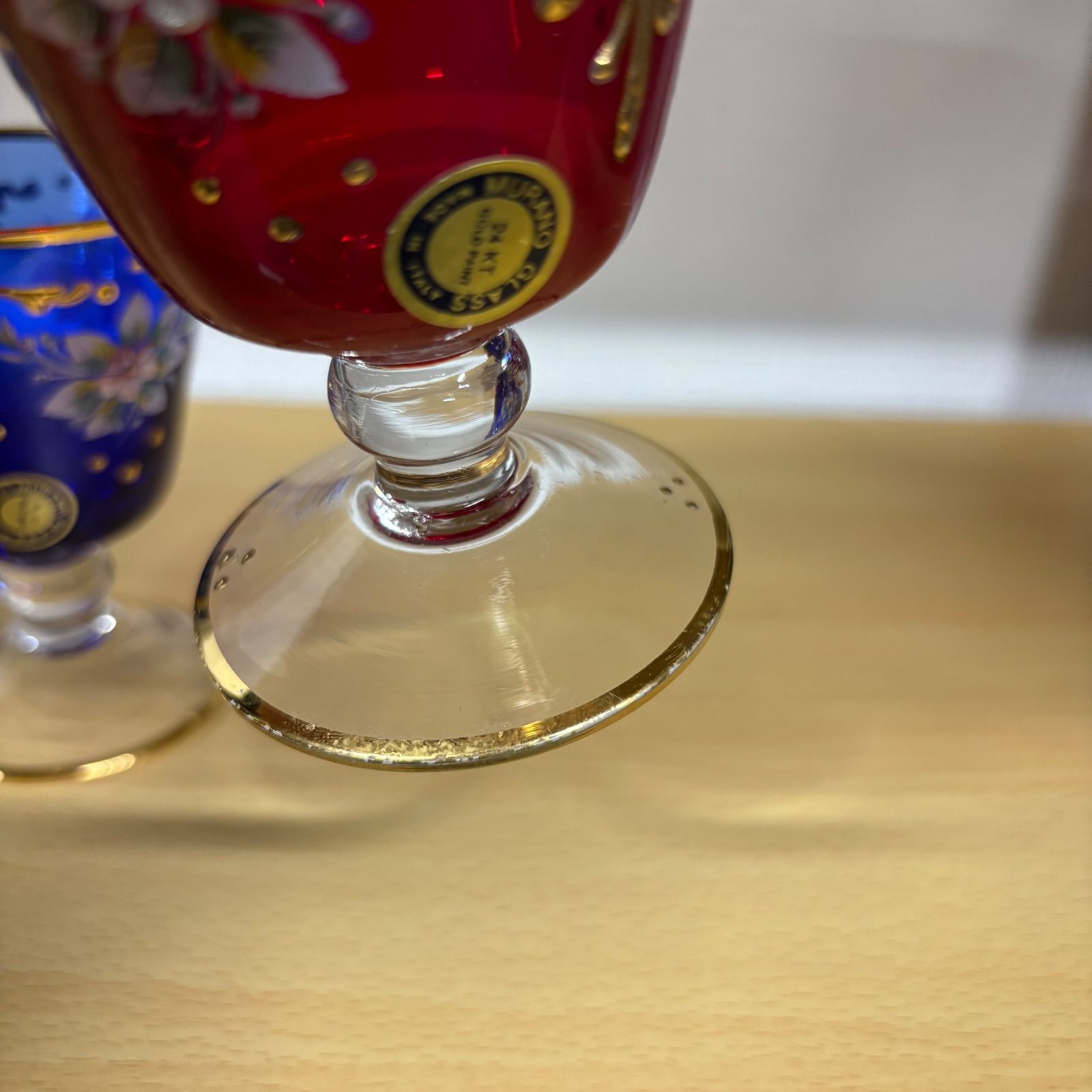 ✨ベネチアンガラス 赤＆青 花柄グラス 2個セット✨ - メルカリ