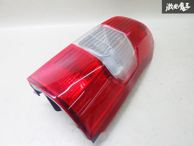 プロボックス NCP165V 左テールランプ ICHIKOH 52-280 2025年