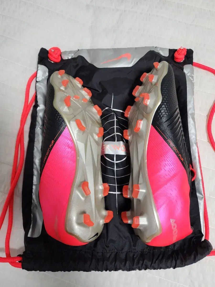 ナイキ ファントム