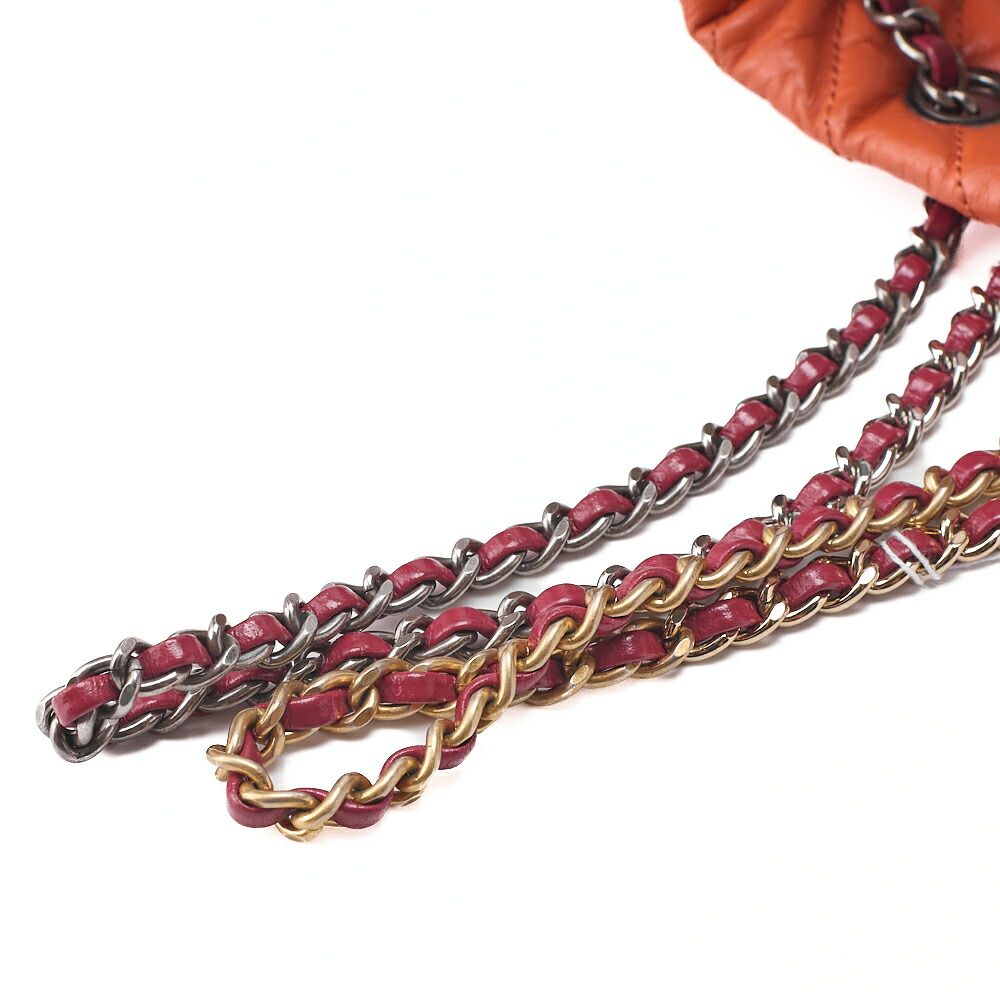 チェーンリュック