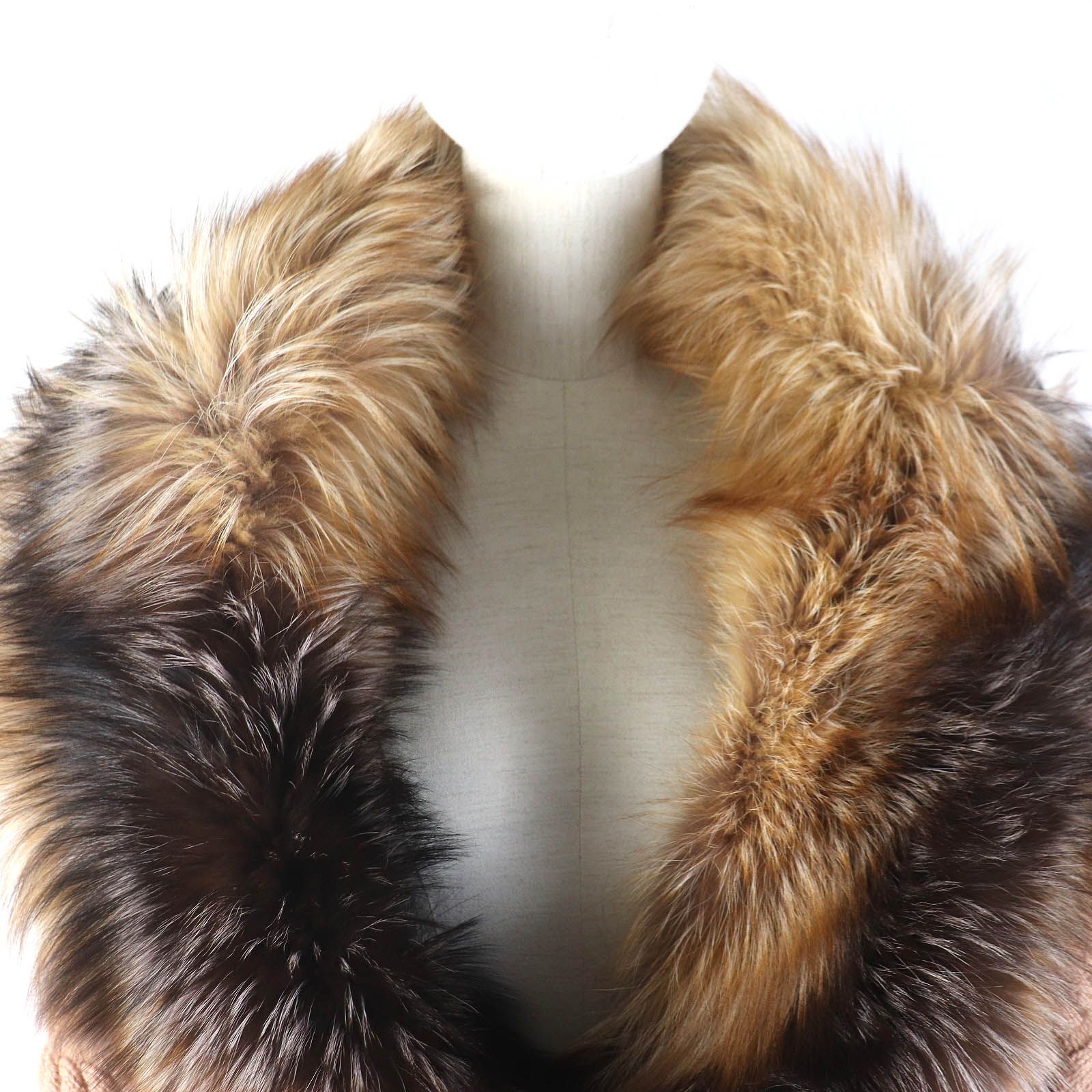 【フェラガモ】ラパンファーポンチョ フェラガモ】ラパンファーポンチョ フェラガモ】ラパンファー